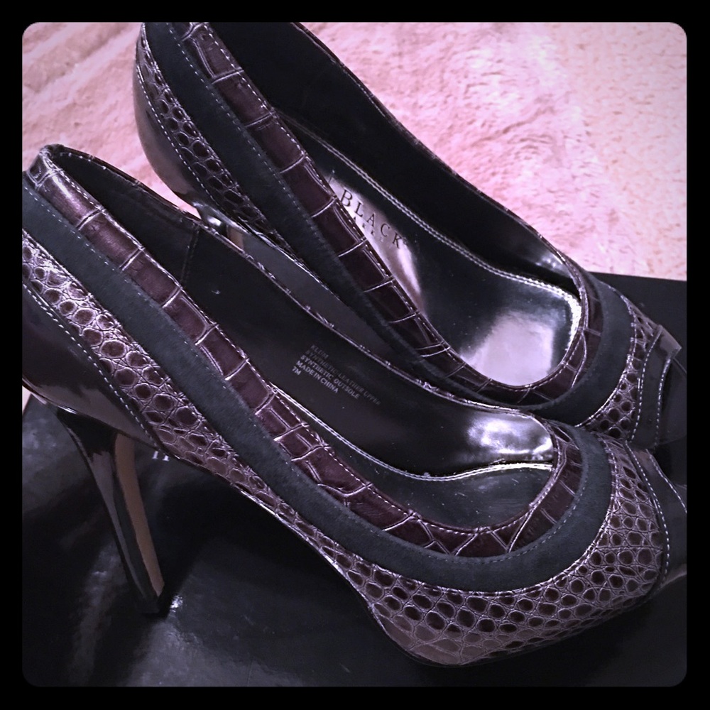 Black grey snake look high heels.